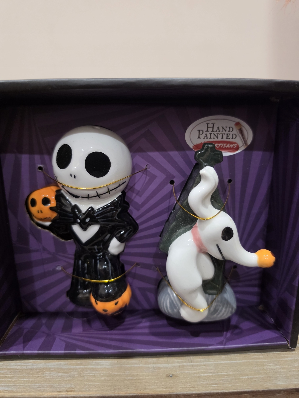 Nightmare Before Christmas Salt And Pepper Shakers.